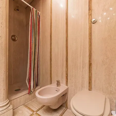 Апартаменты Unique Opportunity To Live In A Renaissance Palace - Ac/wi-fi *