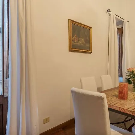 Apartamento Unique Opportunity To Live In A Renaissance Palace - Ac/wi-fi *